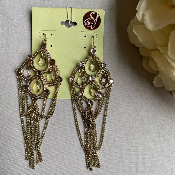 Jewelry - Long earrings
